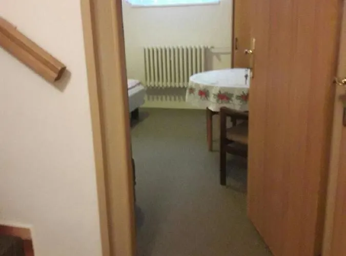 Jana Πανσιόν Harrachov